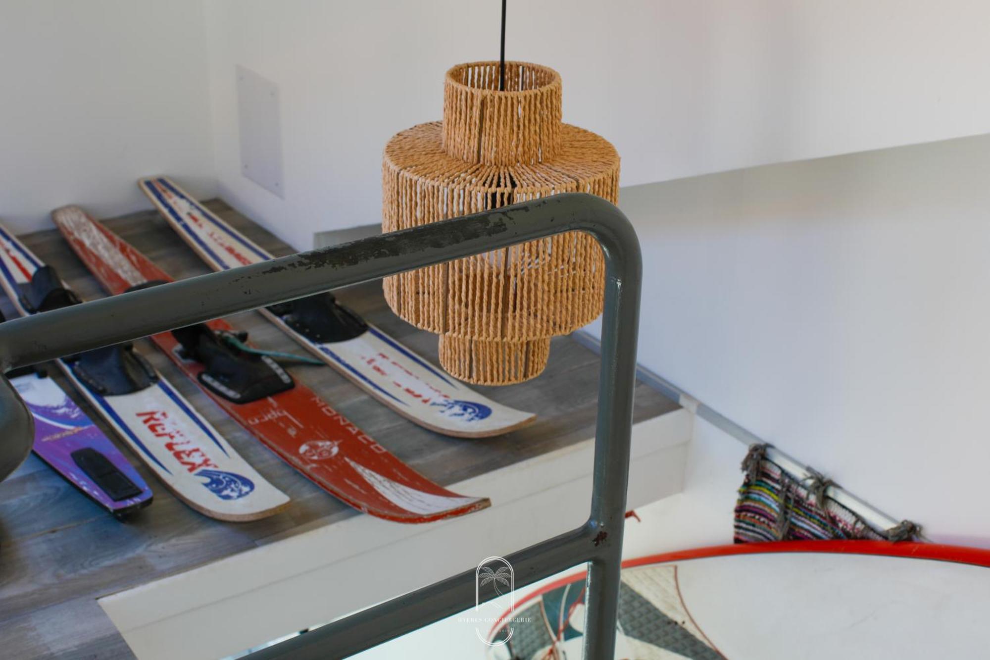Maison Sur L'Eau-Hyeres-Almanarre-Parkings Clim Wifi By Hc Eksteriør bilde